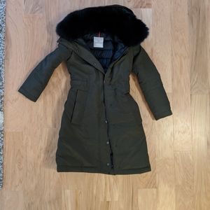 Moncler Jaseur Parka w/ removable Fur Collar